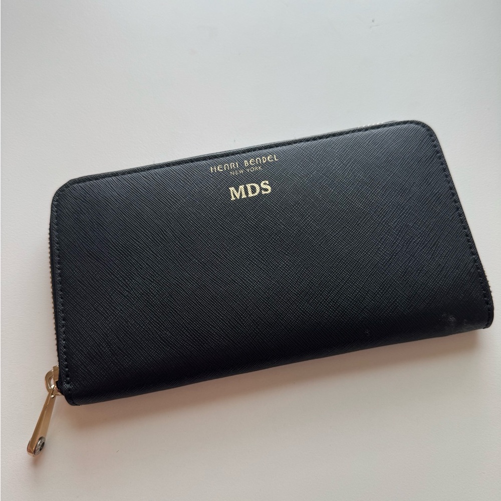Henri Bendel New York Wallet